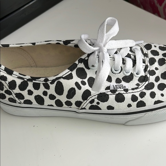 Vans Black and White Dotted Sneakers - Picture 3 of 4